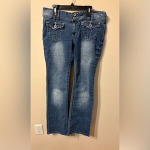 2 Pairs | Low waisted bootcut jeans/thrifted